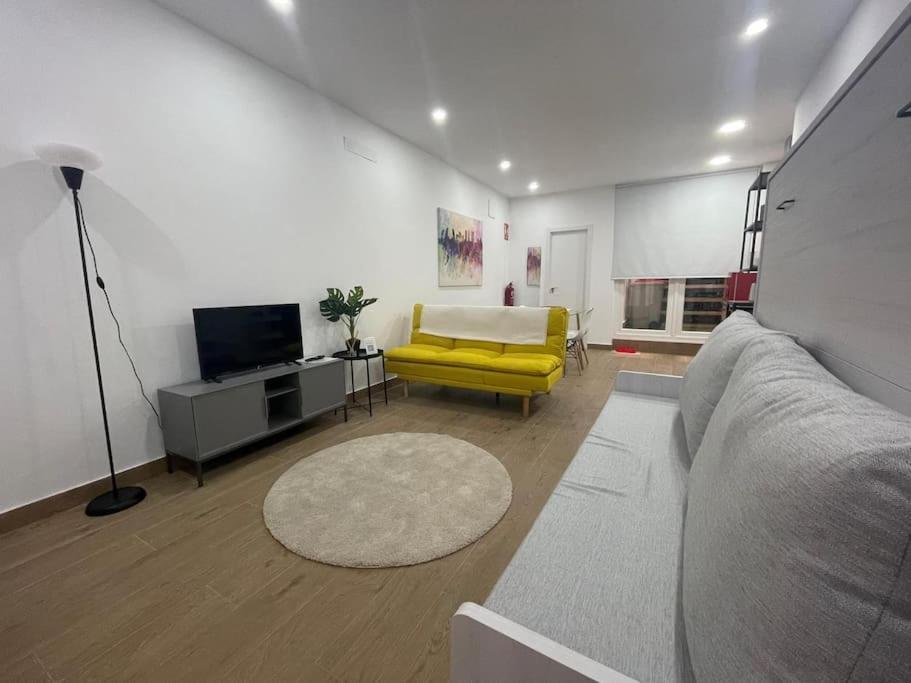 Estudio En Palacio La Latina Мадрид Экстерьер фото